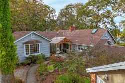 4081 Cedar Hill Rd Saanich, BC V8N 3C2