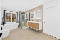 Master Bathroom - 
