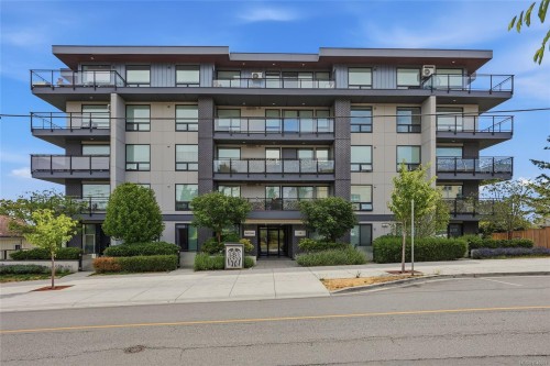 #104-119 Haliburton St  Nanaimo, BC V9R 4V8