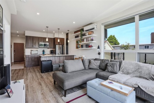 #104-119 Haliburton St, Nanaimo, BC 