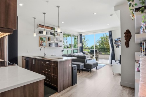 #104-119 Haliburton St, Nanaimo, BC 