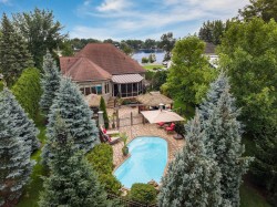 231 Ch. du Richelieu Saint-Basile-Le-Grand, QC J3N 1K7