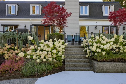 3075 Devon Rd, Oak Bay, BC 