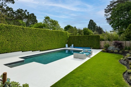 3075 Devon Rd, Oak Bay, BC 