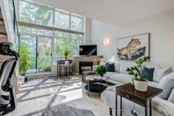 203-200 Manitoba Street Toronto, ON M8Y 3Y9