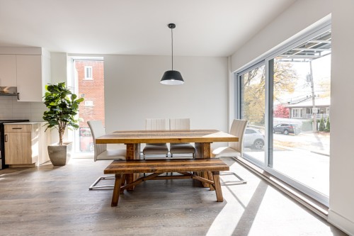 Salle à manger - 103-3900 Boul. Henri-Bourassa E., Montréal (Montréal-Nord), QC 