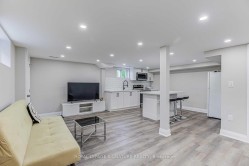 54 Inniswood Drive  Toronto, ON M1R 1E5