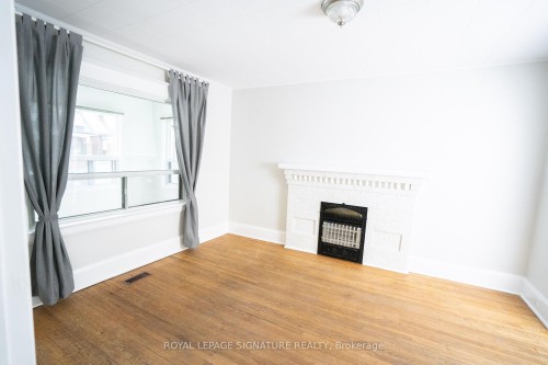 Upper-393 Milverton Boulevard , Toronto, ON M4J 1W1 3