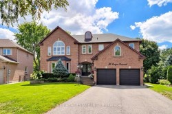 30 CASPER CRESCENT  Brampton, ON L6W 4N2