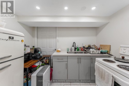 58 Pauline Avenue, Toronto, ON 