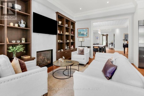 40 Divadale Drive, Toronto, ON 