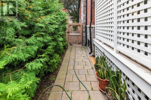 40 Divadale Drive, Toronto, ON 