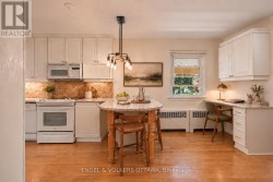 Photo has been virtually staged - 