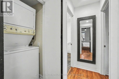 Upper level laundry - 9 Holmwood Avenue, Ottawa, ON 