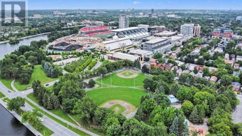 Landsdowne Park just minutes away - 9 Holmwood Avenue, Ottawa, ON 