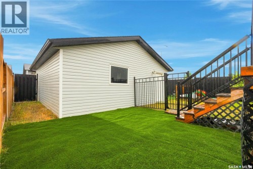 119 Reddekopp Crescent, Warman, SK 