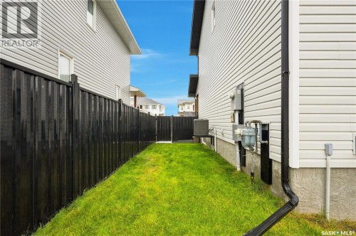 119 Reddekopp Crescent, Warman, SK 