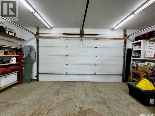 518 6Th Avenue Nw, Swift Current, SK 