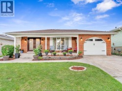 9975 HOLLY CRESCENT Windsor, ON N8R 1Y6