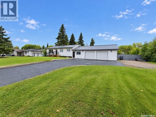 110 Wright Road, Moosomin, SK 