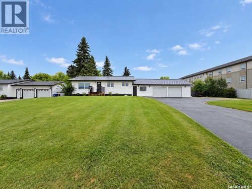 110 Wright Road, Moosomin, SK 
