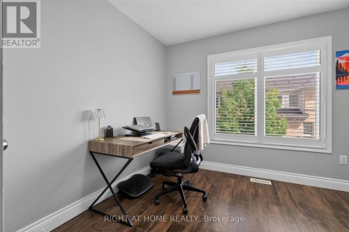 7201 Triumph Lane, Mississauga, ON 
