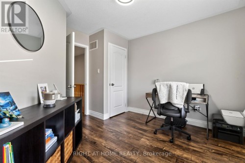 7201 Triumph Lane, Mississauga, ON 