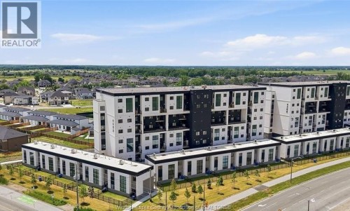 4400 Laurier PARKWAY Unit# 610 , LaSalle, Ontario N9H 0R1 2