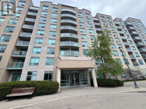 702 - 51 BAFFIN COURT  Richmond Hill, ON L4B 4P6