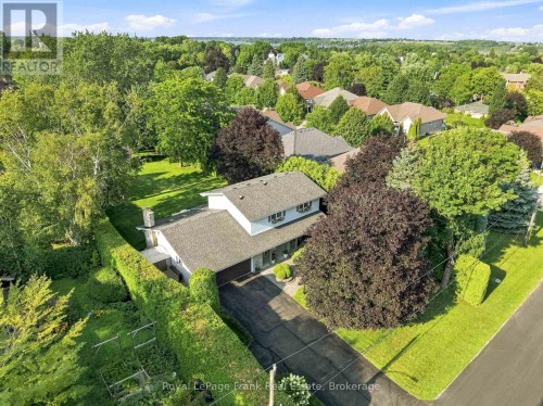 559 ALMA STREET  Scugog (Port Perry), ON L9L 1C9
