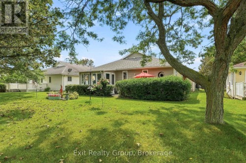 6 Heritage Drive, Prince Edward County (Wellington), ON 
