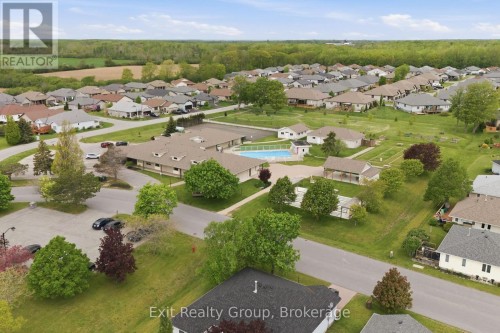 6 Heritage Drive, Prince Edward County (Wellington), ON 