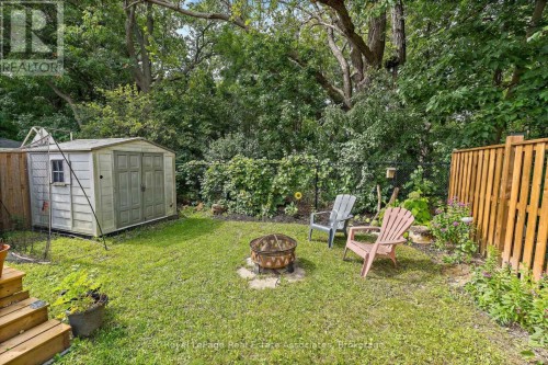 1069 Knotty Pine Grove, Mississauga, ON 