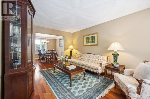 1 Chatterson Drive, Hamilton, ON 