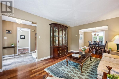 1 Chatterson Drive, Hamilton, ON 
