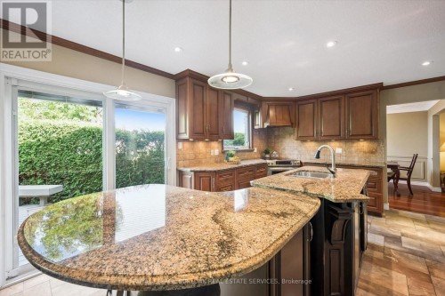 1 Chatterson Drive, Hamilton, ON 