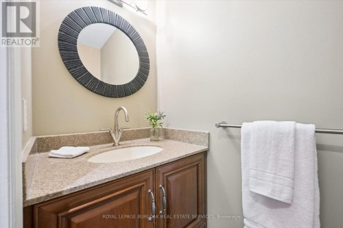 1 Chatterson Drive, Hamilton, ON 