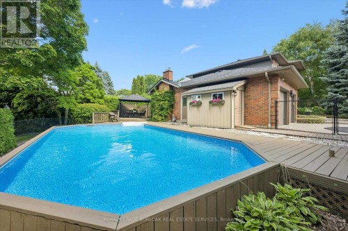 1 Chatterson Drive, Hamilton, ON 