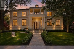27 PENWOOD CRESCENT Toronto, ON M3B 3B1