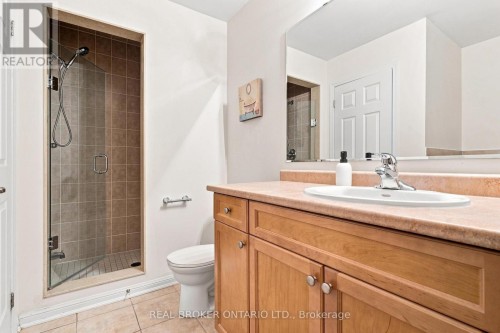 Ensuite - 8 Ayers Crescent, Toronto, ON 