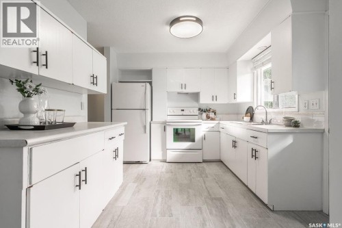 2517 Preston Avenue S, Saskatoon, SK 