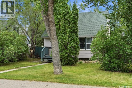 1105 Oxford Street, Saskatoon, SK 