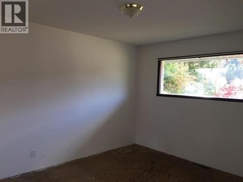 Main Floor bedroom from 2017 - 2626 Shoreacres Road, Castlegar, BC 