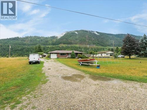 2626 Shoreacres Road, Castlegar, BC 