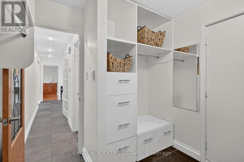 22 Lynhurst Avenue, Ottawa, ON 