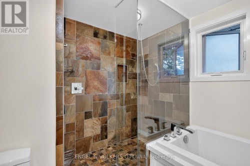 22 Lynhurst Avenue, Ottawa, ON 