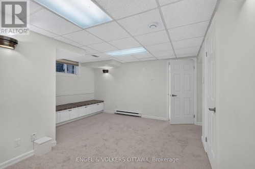 22 Lynhurst Avenue, Ottawa, ON 