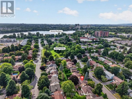 22 Lynhurst Avenue, Ottawa, ON 