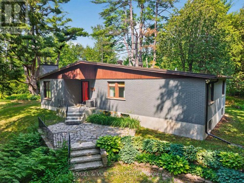 4167 FARMERS WAY  Ottawa, ON K0A 1K0