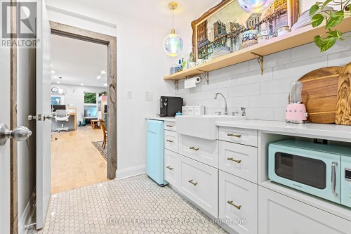 84 Sherbrooke Avenue, Ottawa, ON 